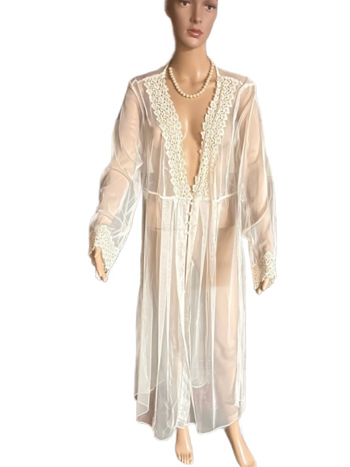 Delicates ~ Women’s X-Large ~ White Sheer Robe W/ Silver Beads & Embroidery ~New